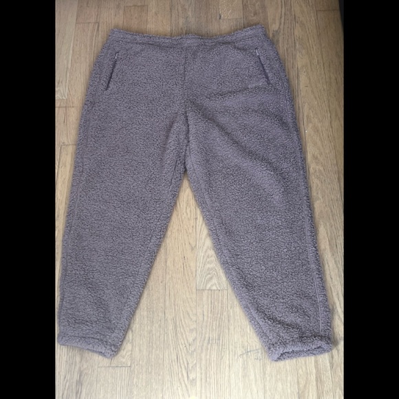 Skims Teddy Jogger - Picture 1 of 11